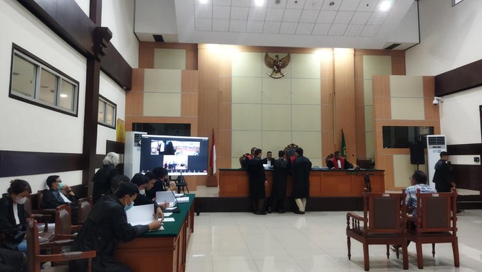 Sidang Haris Azhar (Kurniawan-detikcom) Sidang Haris Azhar (Kurniawan-detikcom)