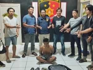 Pakai Iming-iming Uang Jajan-Paket Internet, Pria di Mura Paksa 4 ABG Seks Oral Pakai Iming-iming Uang Jajan-Paket Internet, Pria di Mura Paksa 4 ABG Seks Oral