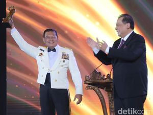 Yudo Margono Raih Penghargaan Inisiator Soedirman Awards