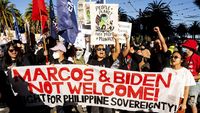 Aksi Massa Menentang KTT APEC di San Francisco
