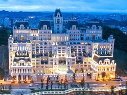 Misteri Rumah Mewah Misterius di China Akhirnya Terpecahkan