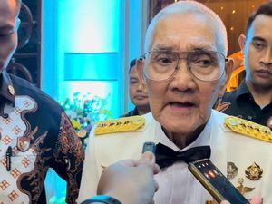 Try Sutrisno: Soedirman Awards Bangkitkan Semangat TNI dan Rakyat