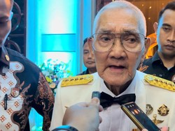 Try Sutrisno: Soedirman Awards Bangkitkan Semangat TNI dan Rakyat