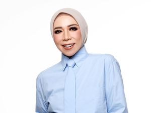 Sederet Caleg Artis yang Perdana Lolos Jadi Anggota DPR RI Sederet Caleg Artis yang Perdana Lolos Jadi Anggota DPR RI