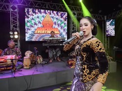 Lirik Lagu Taman Jurug yang Dinyanyikan Niken Salindry Versi Campursari