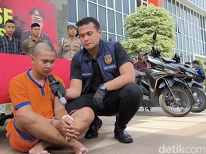 Perampas Motor Modus Tuduh Pukul Adik Ngaku Butuh Uang Buat Beli Susu Perampas Motor Modus Tuduh Pukul Adik Ngaku Butuh Uang Buat Beli Susu