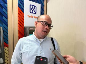 Pengacara Keluarga Dini Sebut Ronald Tannur Hendak ke Luar Negeri Pengacara Keluarga Dini Sebut Ronald Tannur Hendak ke Luar Negeri