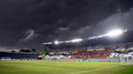 Cuaca Buruk Bikin Laga Polandia Vs Senegal Sempat Terhenti