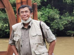 Sosok Prof Jatna, Dosen FMIPA UI di Balik Konservasi Lingkungan di Tanah Air Sosok Prof Jatna, Dosen FMIPA UI di Balik Konservasi Lingkungan di Tanah Air