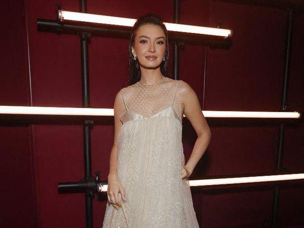 8 Potret Cantik Raline Shah Pakai Gaun Balon di LACMA Art + Film Gala, AS