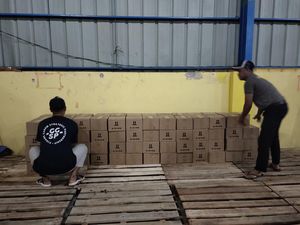 Tiba di Lebak, Ribuan Logistik untuk Pemilu 2024 Dipantau CCTV