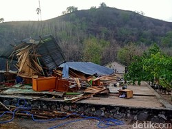 Hujan-Angin Kencang di Lembata, Sekolah dan Rumah Rusak