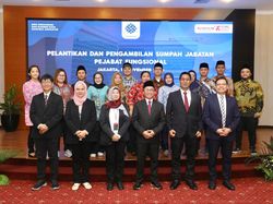 Pesan Sekjen Kemnaker Usai Lantik 16 Pejabat Fungsional