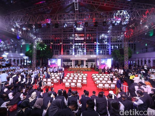 Suasana Terkini di KPU Jelang Pengundian Nomor Urut Pilpres