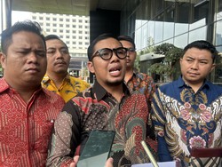 Persatuan Advokat Demokrasi Indonesia Adukan Anwar Usman ke KPK