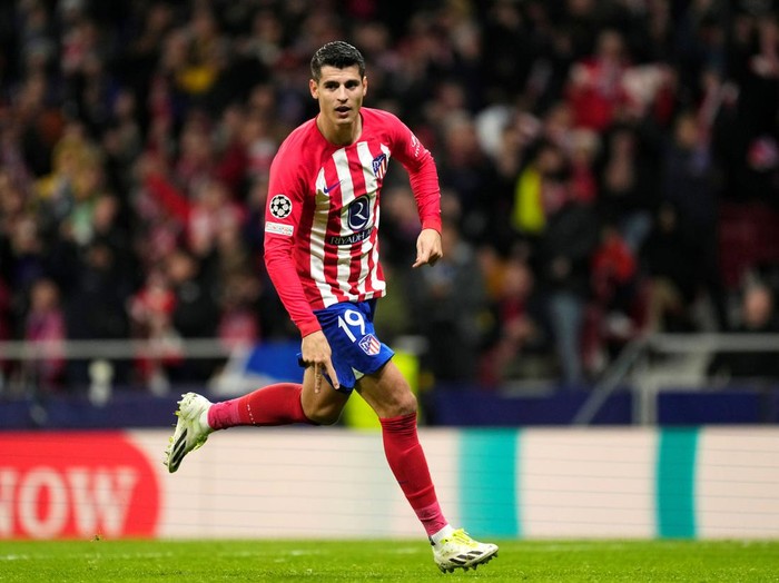 Atletico Madrid's Alvaro Morata celebrates after scoring his side's fifth goal during the Champions League Group E soccer match between Atletico Madrid and Celtic at the Metropolitano stadium in Madrid, Spain, Tuesday, Nov. 7, 2023. (AP Photo/Jose Breton)