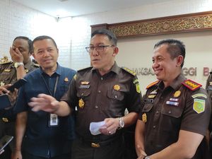 5 Petugas Imigrasi Dibekuk Kejati Bali gegara Pungli Layanan Fast Track 5 Petugas Imigrasi Dibekuk Kejati Bali gegara Pungli Layanan Fast Track