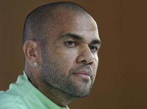 Menang Banding, Dani Alves Bebas dari Tuduhan Pemerkosaan Menang Banding, Dani Alves Bebas dari Tuduhan Pemerkosaan