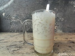 Manis Gurih Es Cendol Jakarta, Kuliner Legendaris Sumedang Sejak 1978