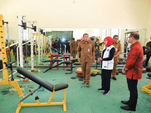 Tinjau SMANOR Sidoarjo, Khofifah: Pusat Pencetak Atlet Berprestasi Nasional