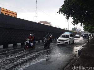 Peringatan Dini Hujan Lebat-Petir di Enrekang-Luwu Malam Ini, Dapat Meluas ke Makassar Peringatan Dini Hujan Lebat-Petir di Enrekang-Luwu Malam Ini, Dapat Meluas ke Makassar