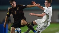Jerman memastikan diri lolos ke babak 16 besar Piala Dunia U-17 2023. Itu setelah mereka mengalahkan Selandia Baru 3-1.