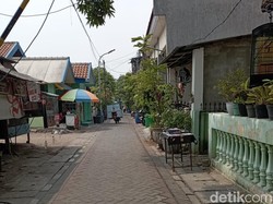 Cerita Warga Surabaya Gantungkan Hidup dari Kos-kosan Buruh Pabrik Rokok
