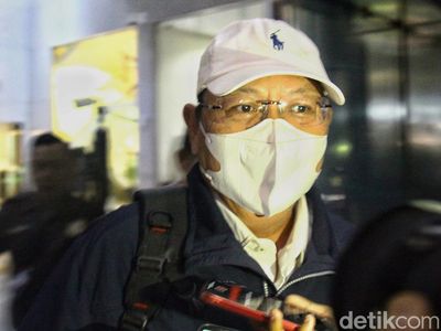 Ketua Komisi IV DPR Sudin Diperiksa 9 Jam di KPK