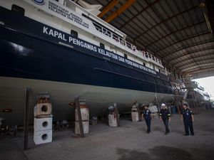 Potret Dua Kapal Pengawas Perikanan KKP yang Dibangun di Batam