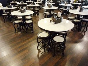 Kacau! 100 Mahasiswa Masuk IGD Gegara Keracunan Makanan di Asrama