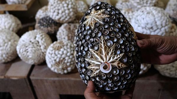 Kerajinan Limbah Kerang Asal Bali Tembus Pasar Luar Negeri