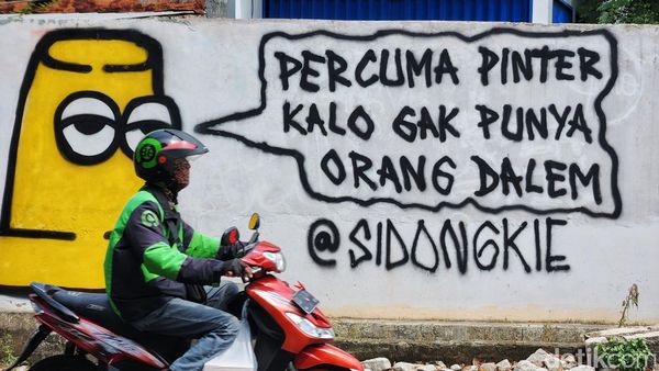 Mural Kritik Sosial di Tembok Jaksel