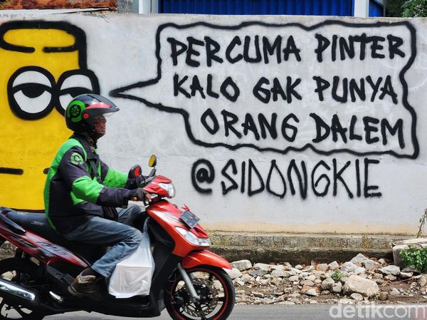 Mural Kritik Sosial di Tembok Jaksel