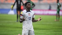 Di menit ke-45, Timnas AS U-17 pecah telur. Keyrol Figueroa menjadi aktornya dengan mensontek bola di depan gawang.