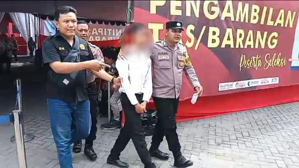 Polisi Amankan Joki Tes CPNS di Surabaya