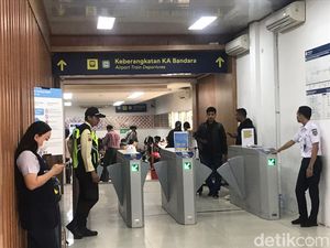 KAI Jelaskan Penyebab Penumpang KA Bandara Yogya Tertahan di Stasiun Tugu KAI Jelaskan Penyebab Penumpang KA Bandara Yogya Tertahan di Stasiun Tugu