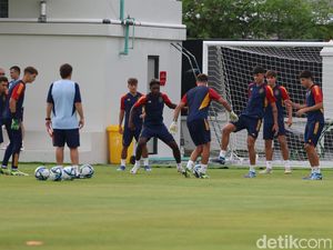 Timnas Spanyol U-17 Siap Hadapi Uzbekistan Panas atau Hujan! Timnas Spanyol U-17 Siap Hadapi Uzbekistan Panas atau Hujan!