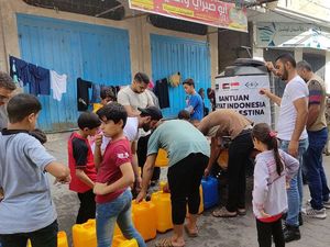 Bantuan Makanan hingga Obat-obatan dari Indonesia Tiba di Palestina