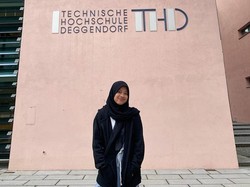 Perjuangan Anak Penjual Pentol Ikut IISMA ke Jerman, Mengajar Les-Usaha Rajutan