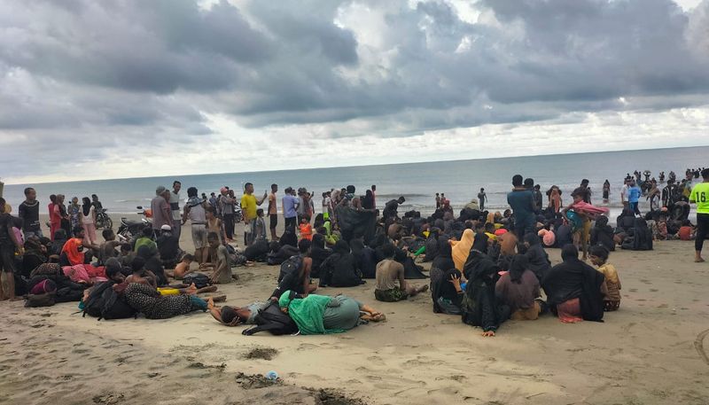 Imigran Rohingya gelombang ketiga yang sempat ditolak warga di Bireuen akhirnya mendarat di Aceh Utara. (Foto: dok Panglima Laot Aceh).