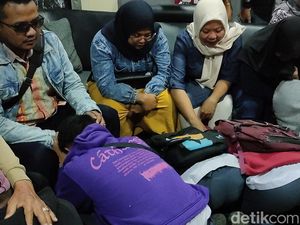 16 Siswa Cianjur Terlibat Tawuran Berujung Sujud-Nangis di Kaki Ortu