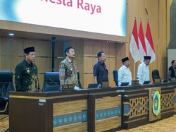 Tujuh Fraksi DPRD Lamongan Tanggapi RAPBD 2024