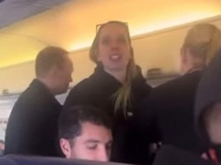 Penumpang Pesawat Bikin Panik, Ia Mengaku Korban Perdagangan Manusia