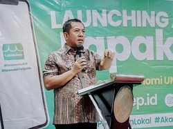 Majukan UMKM Karawang Lewat LapakAep