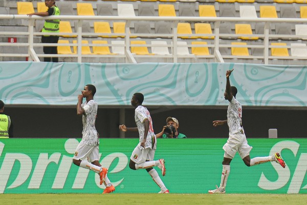 Timnas Mali U-17 mengalahkan Kanada U-17 dengan skor 5-1. Hasil ini membawa Si Elang lolos ke 16 besar Piala Dunia U-17 2023.