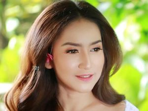 Anggap Ferry Maryadi Bapak, Risma Nilawati Heran Netizen Tak Suka Kerukunan Anggap Ferry Maryadi Bapak, Risma Nilawati Heran Netizen Tak Suka Kerukunan