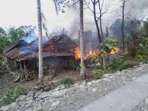 Rumah Warga Wuryantoro Wonogiri Ludes Terbakar gegara Korsleting