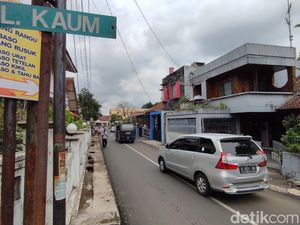 Kisah Wanita Berkebaya Hijau Misterius yang Hantui Jalanan Ciamis Kisah Wanita Berkebaya Hijau Misterius yang Hantui Jalanan Ciamis