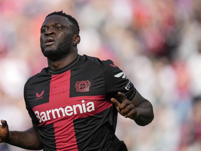 Leverkusen's Victor Boniface is playing during the German Bundesliga soccer match between Bayer Leverkusen and FC Heidenheim in Leverkusen, Germany, Sunday, Sept. 24, 2023. (AP Photo/Martin Meissner)