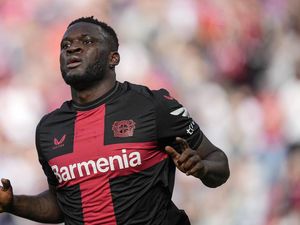 AC Milan Selangkah Lagi Datangkan Victor Boniface AC Milan Selangkah Lagi Datangkan Victor Boniface